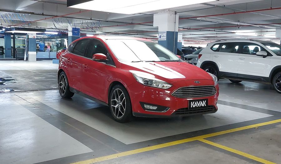 Ford Focus 2.0 TITANIUM PLUS AT Hatchback 2016