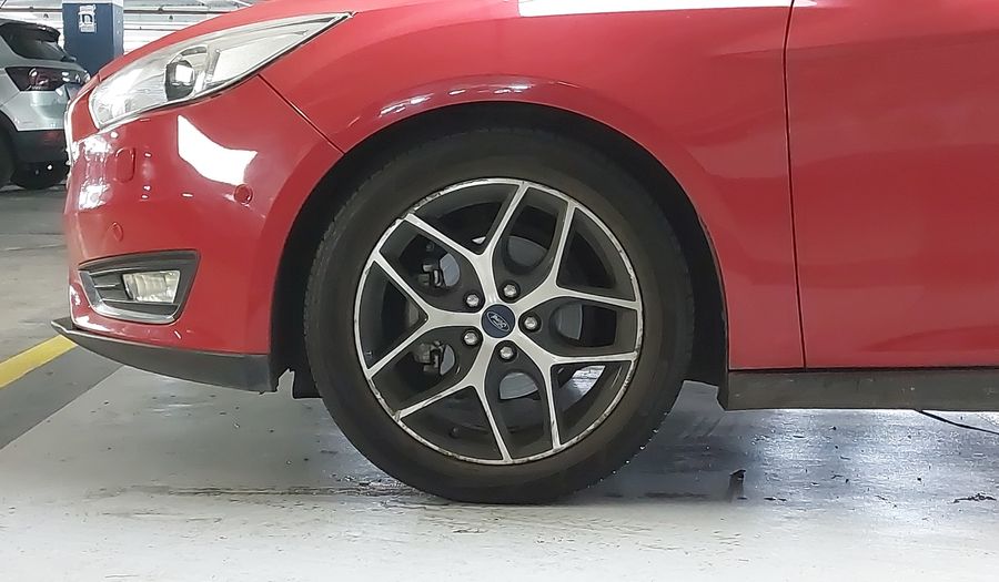 Ford Focus 2.0 TITANIUM PLUS AT Hatchback 2016