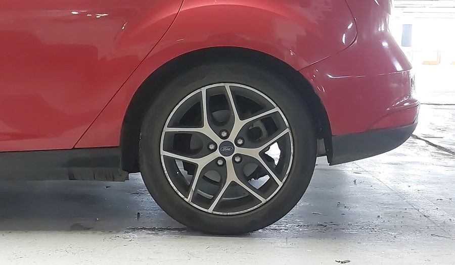 Ford Focus 2.0 TITANIUM PLUS AT Hatchback 2016