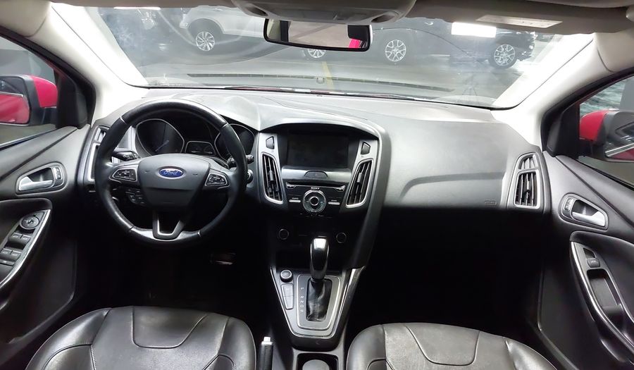 Ford Focus 2.0 TITANIUM PLUS AT Hatchback 2016