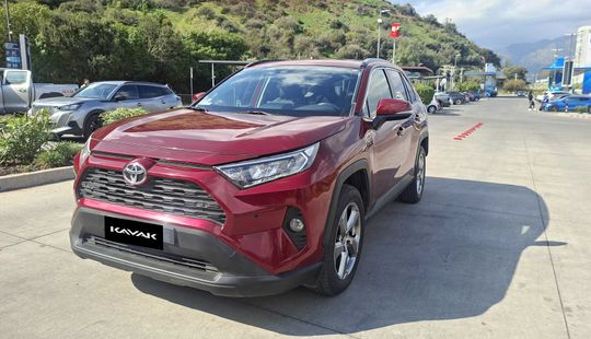 Toyota • RAV4
