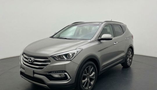 Hyundai • Santa Fe