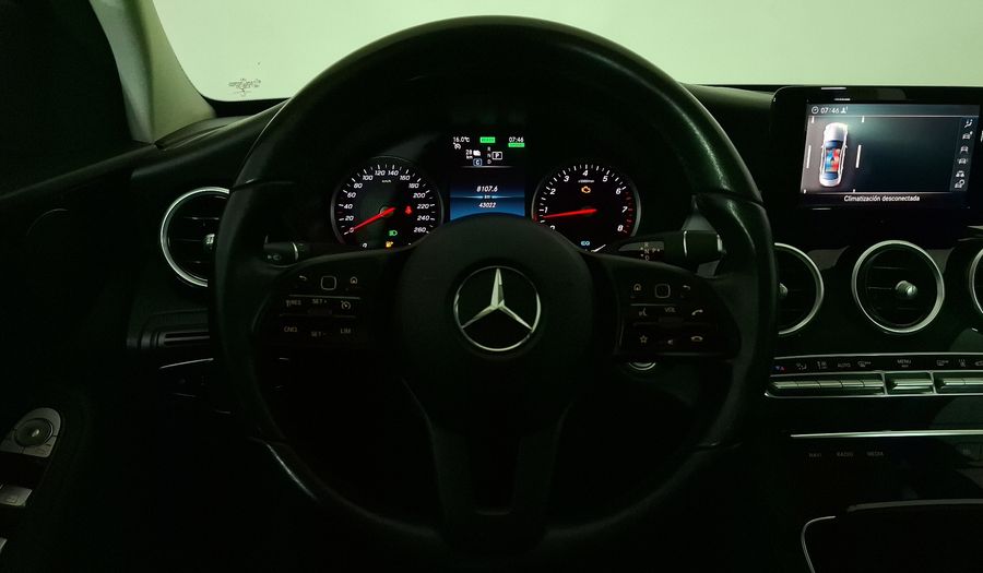 Mercedes Benz Clase C 2.0 300 E AUTO Sedan 2021