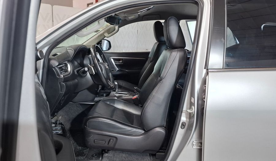Toyota Sw4 2.8 TDI SRX AUTO 4WD Suv 2021
