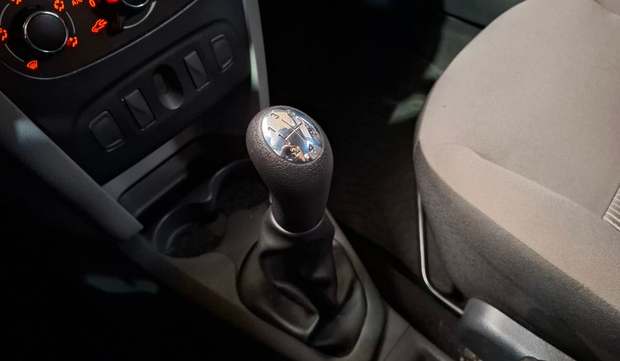 Renault Logan 1.6 EXPRESSION Sedan 2015