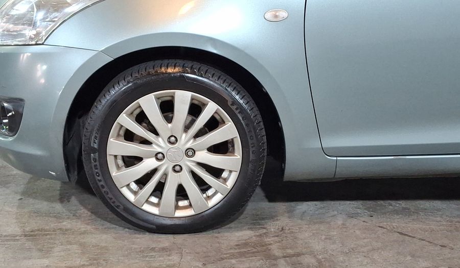 Suzuki Swift 1.4 GLS MT Hatchback 2013