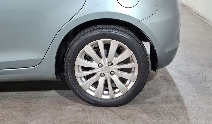 Suzuki Swift 1.4 GLS MT Hatchback 2013