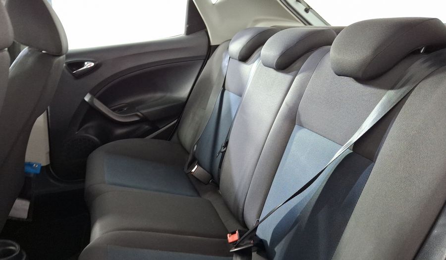 Seat Ibiza 2.0 BLITZ I-TECH 4 PTAS MT Hatchback 2015