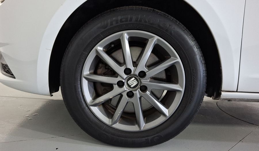 Seat Ibiza 2.0 BLITZ I-TECH 4 PTAS MT Hatchback 2015