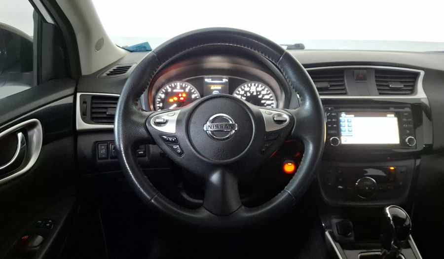 Nissan Sentra 1.8 EXCLUSIVE NAVI AUTO Sedan 2018
