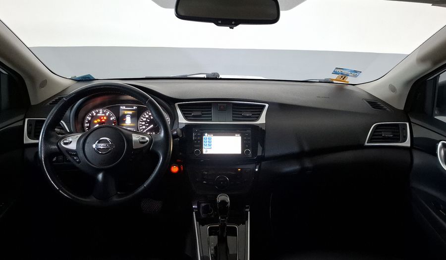 Nissan Sentra 1.8 EXCLUSIVE NAVI AUTO Sedan 2018