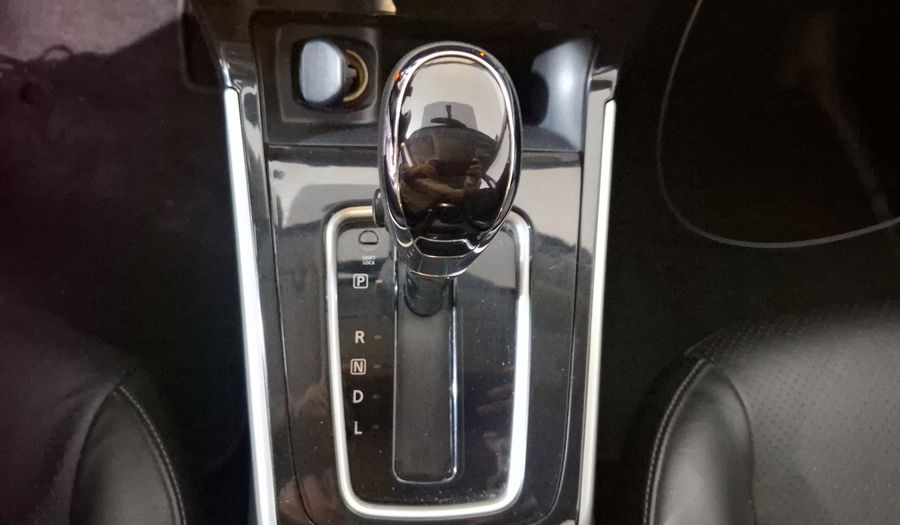 Nissan Sentra 1.8 EXCLUSIVE NAVI AUTO Sedan 2018