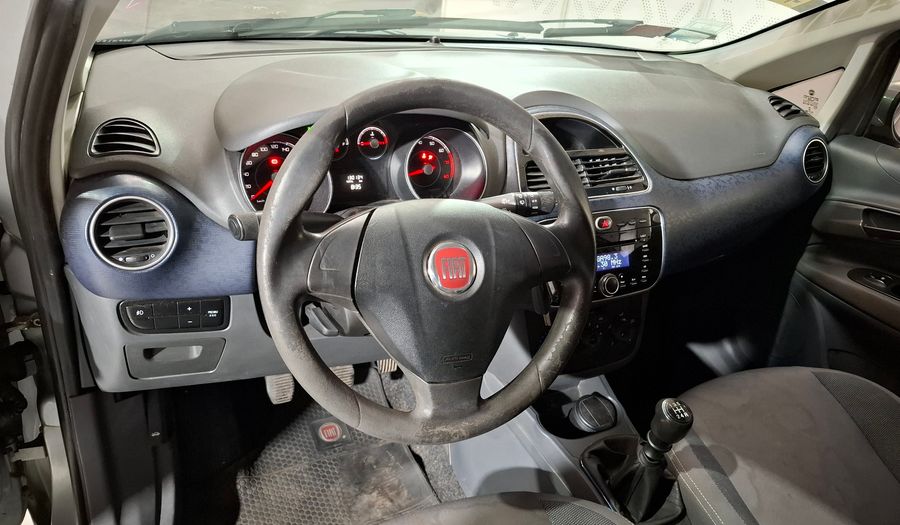 Fiat Punto 1.4 ATTRACTIVE 5P Hatchback 2013