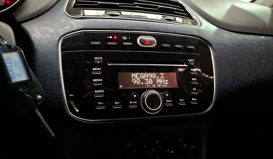 Fiat Punto 1.4 ATTRACTIVE 5P Hatchback 2013
