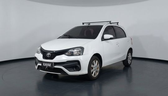 Toyota • Etios