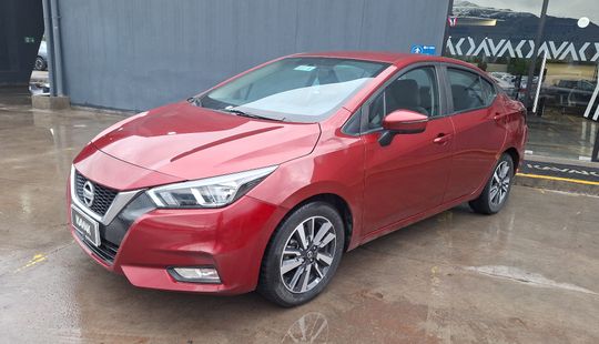 Nissan • Versa