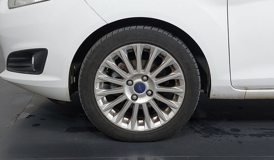 Ford Fiesta 1.6 16V TIVCT SEDAN TITANIUM POWERSHIFT Sedan 2015