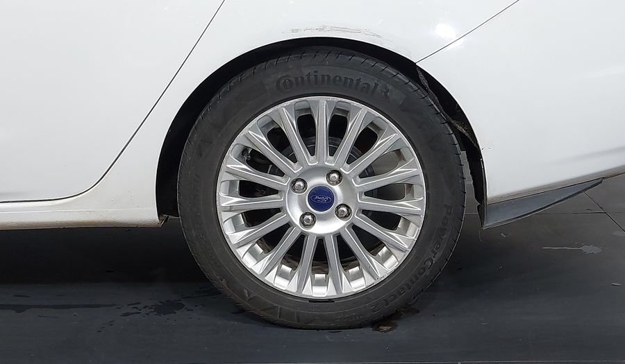 Ford Fiesta 1.6 16V TIVCT SEDAN TITANIUM POWERSHIFT Sedan 2015