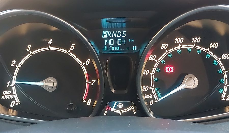Ford Fiesta 1.6 16V TIVCT SEDAN TITANIUM POWERSHIFT Sedan 2015