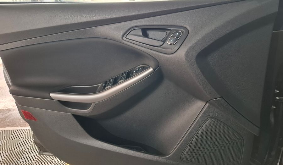 Ford Focus Iii 1.6 S Hatchback 2017