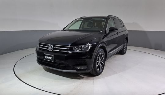 Volkswagen • Tiguan