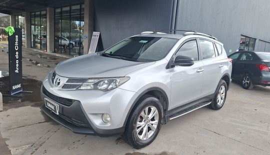 Toyota • RAV4