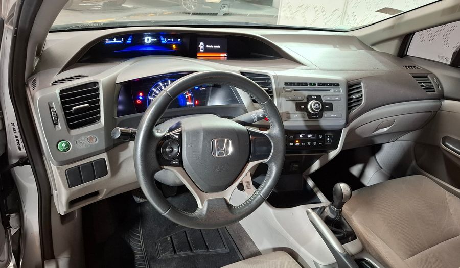 Honda Civic 1.8 I-VTEC LXS Sedan 2013