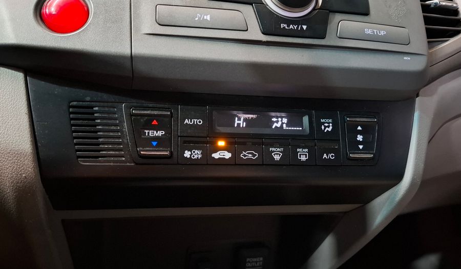 Honda Civic 1.8 I-VTEC LXS Sedan 2013