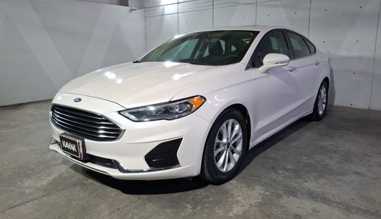 Ford • Fusion