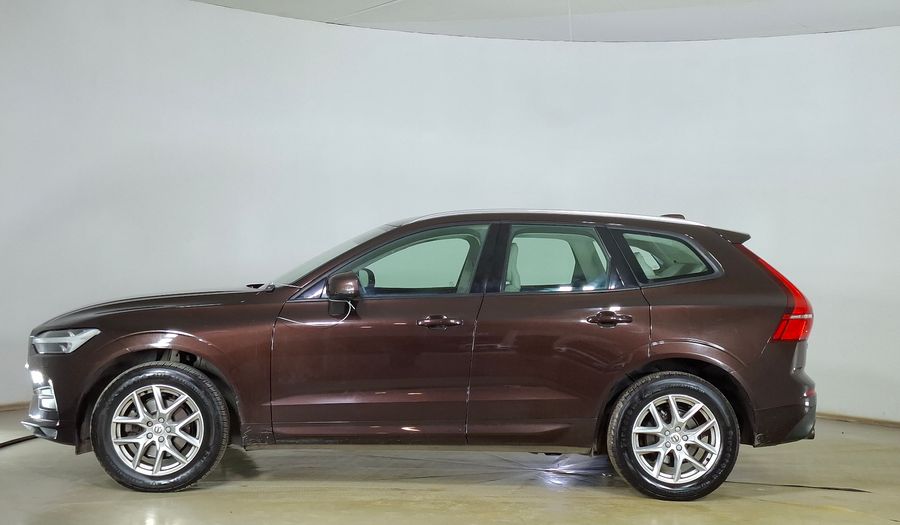 Volvo Xc60 2.0 T5 MOMENTUM AUTO 4WD Suv 2020