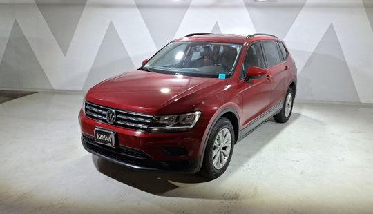 Volkswagen • Tiguan