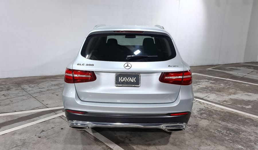 Mercedes Benz Clase Glc 2.0 GLC 300 SPORT 4WD AT Suv 2017