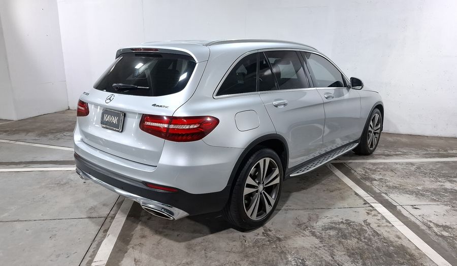 Mercedes Benz Clase Glc 2.0 GLC 300 SPORT 4WD AT Suv 2017