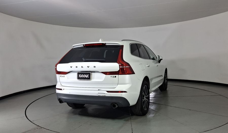 Volvo Xc60 2.0 MOMENTUM T5 AUTO AWD Suv 2019