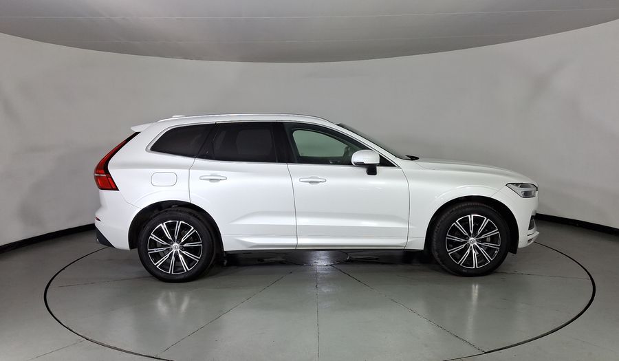Volvo Xc60 2.0 MOMENTUM T5 AUTO AWD Suv 2019