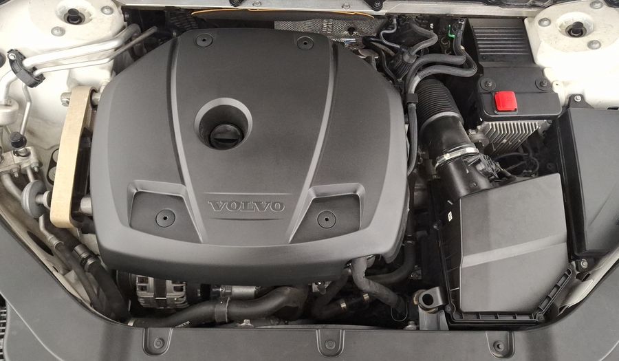 Volvo Xc60 2.0 MOMENTUM T5 AUTO AWD Suv 2019