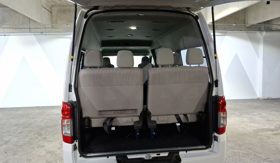 Nissan Nv350 Urvan 2.5 14 PASAJEROS AMPLIA AA Van 2024
