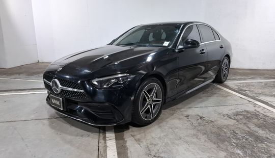 Mercedes Benz • Clase C