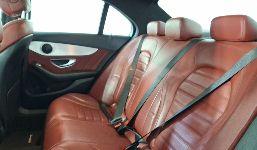 Mercedes Benz Clase C 2.0 250 CGI SPORT AT Sedan 2015