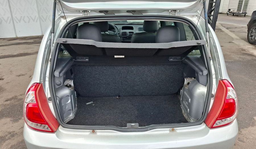 Renault Clio 1.1 CONFORT Hatchback 2014