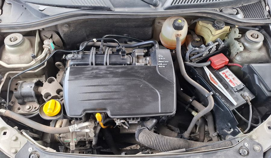 Renault Clio 1.1 CONFORT Hatchback 2014