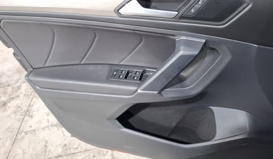 Volkswagen Tiguan 1.4 COMFORTLINE PIEL DCT Suv 2019