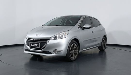 Peugeot • 208