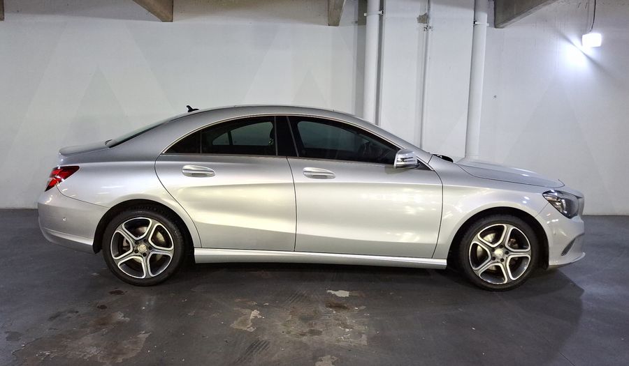 Mercedes Benz Clase Cla 1.6 CLA 200 SPORT DCT Coupe 2018
