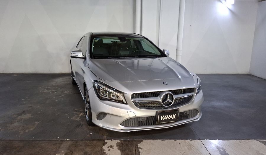 Mercedes Benz Clase Cla 1.6 CLA 200 SPORT DCT Coupe 2018