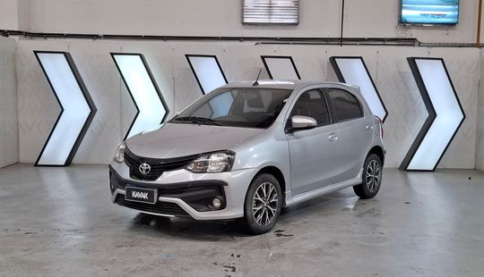 Toyota • Etios