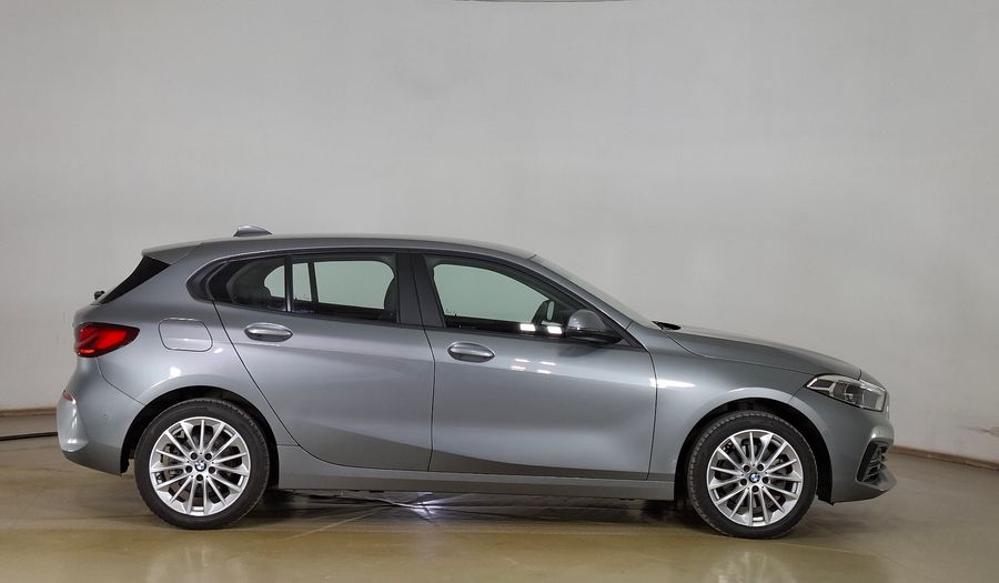 Bmw Serie 1 1.5 118I A DYNAMIC SE 5D Hatchback 2023