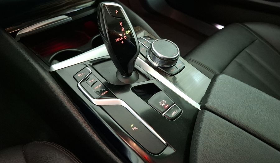 Bmw Serie 5 2.0 520I A EXECUTIVE Sedan 2019