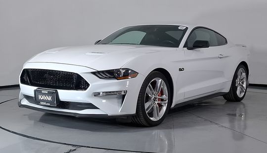 Ford • Mustang