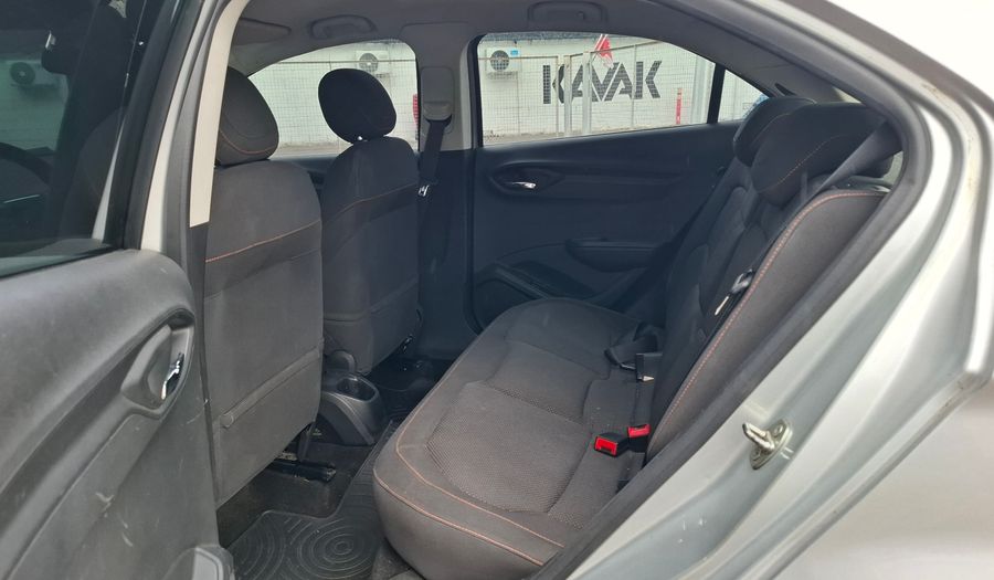 Chevrolet Onix 1.4 LTZ Hatchback 2013